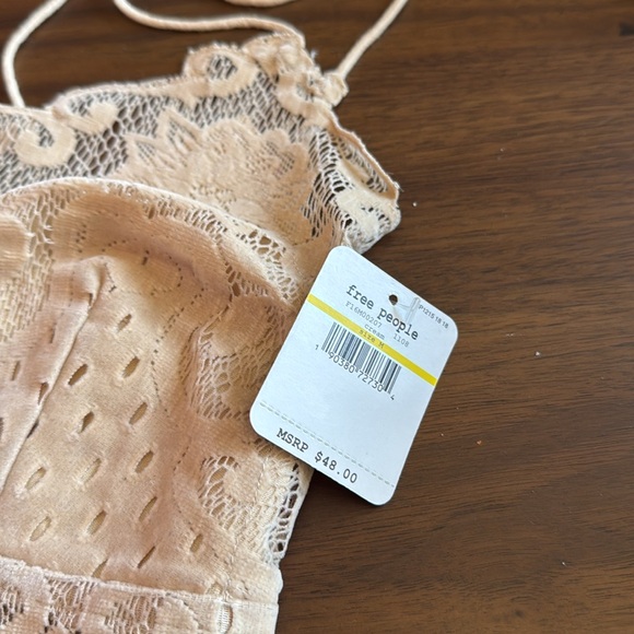 NWT Free People Cream Madonna Bralette Size M - Picture 4 of 4